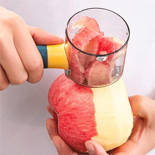 Vegetable Peeler With Storage