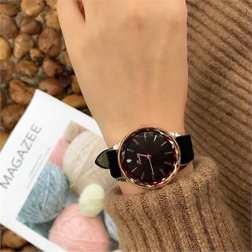 Leather Strap Diamond Ladies Watch (Black Strap)