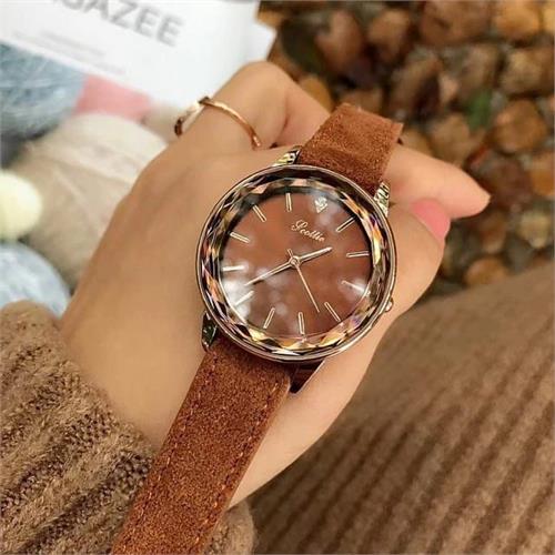 Leather Strap Diamond Ladies Watch (Brown Strap)