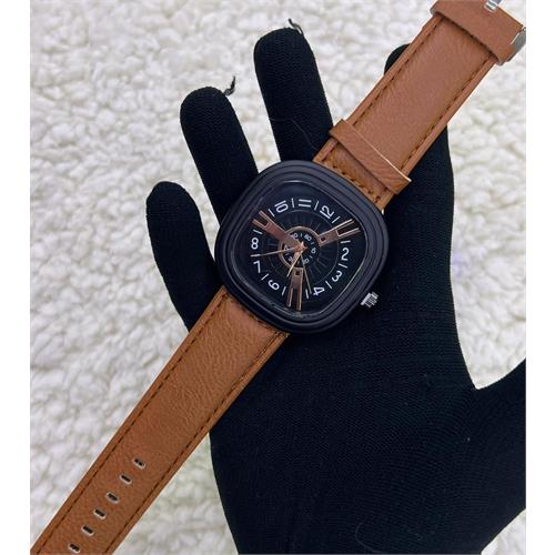 Spiral Anlog Watch Brown