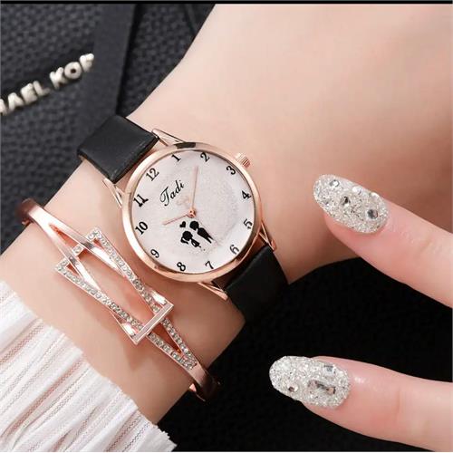 Tadi Lo Ladies Wrist Watch