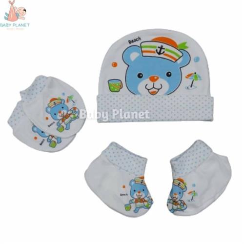 Kero Kid Newborn Cap, Socks and Mittens Set Plain Border