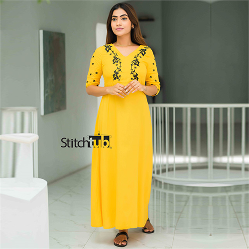 ASETHATIC EMBROIDERY MAXY DRESS