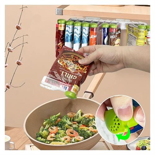Wall Hanging Kitchen Seasoning Bag Storage Rack, Spice Storage Organizer Shelf with Closure Clip and Dispenser.