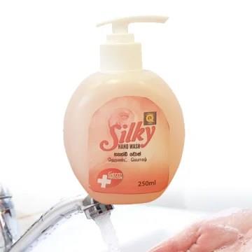 Qik Silky Hand Wash 250ML