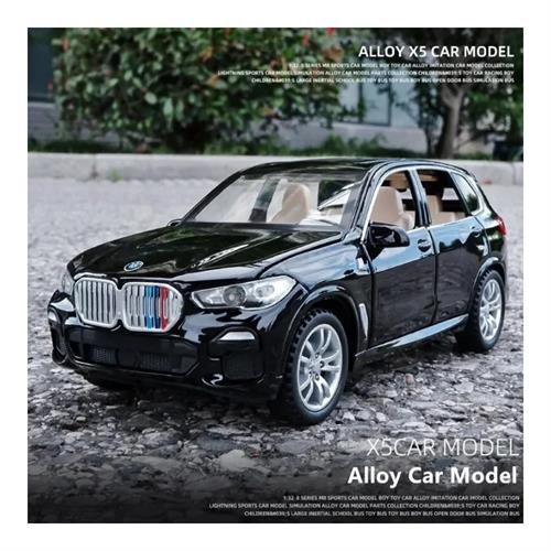 Die Cast BMW X5 G05 xDrive40i 1:24 Model Car ZY312259