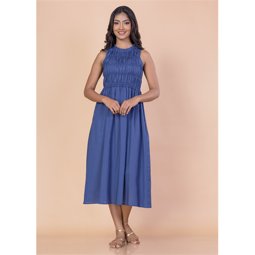 Sleeveless dress with smocking top panel