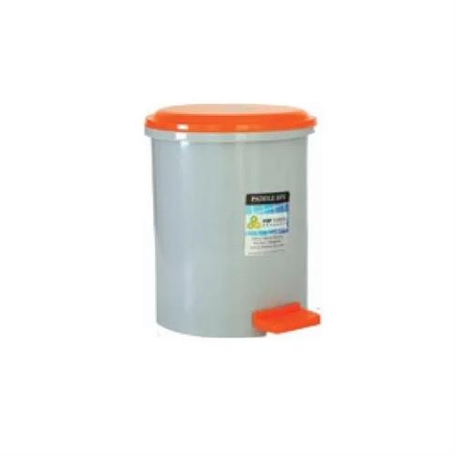 Pedal Dust Bin 8L 23A6