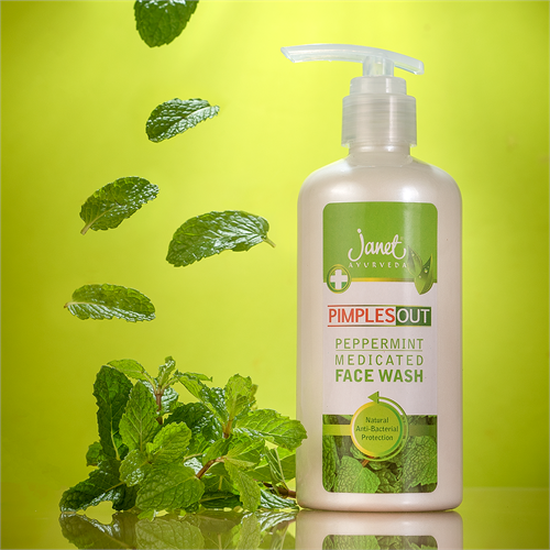Pimples Out Peppermint Medicated Face Wash - 250 ML