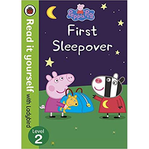 Read It Yourself with Ladybird Level 2 Peppa Pig: First Sleepover Book by Ladybird