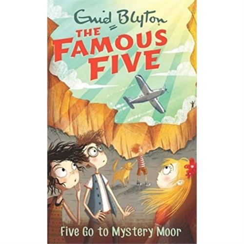 The Famous Five : Five Go To Mystery Moor 13