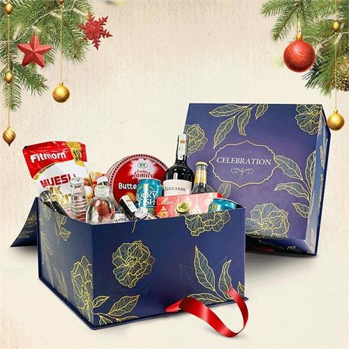 Christmas Cheers Liquor Hamper 03