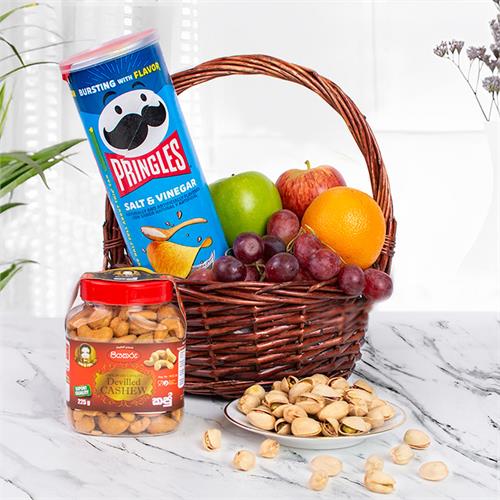 Deluxe delights gift pack / fruit basket