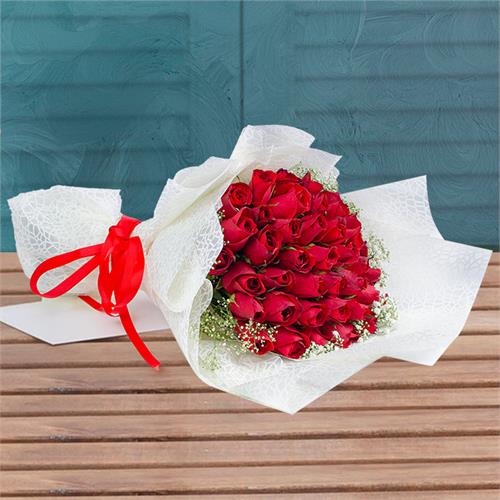 Sealed With A Kiss 40 Red Rose Bouquet