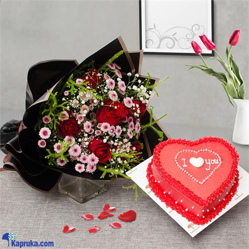 Love Blooms Gift Set - Cake With Flower Bouquet