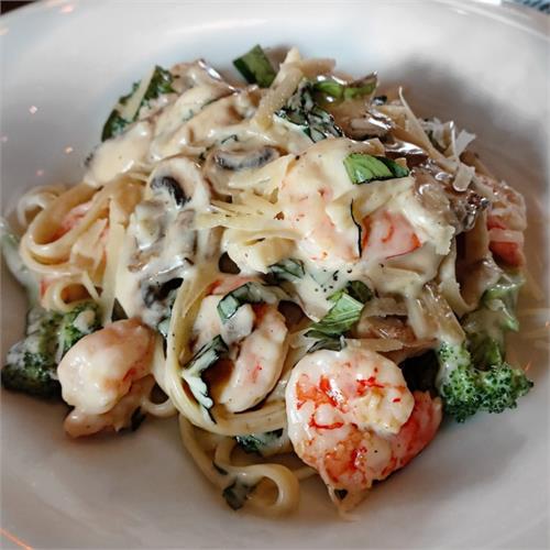 Asylum Creamy Fettucine Alfredo - Prawn