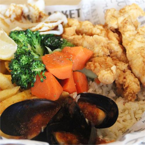 Calamari Mussle Chicken (CMC)