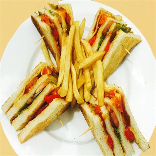 Club Sandwich - Vegetable With Cheese