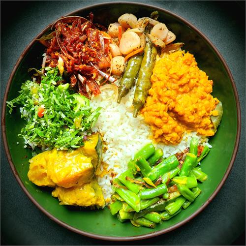 Raja Bojun Rice And Curry Vegetable