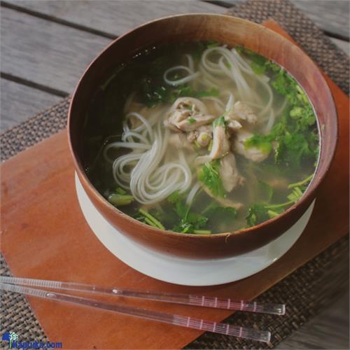 Vietnamese Chicken Noodle Soup (pho)