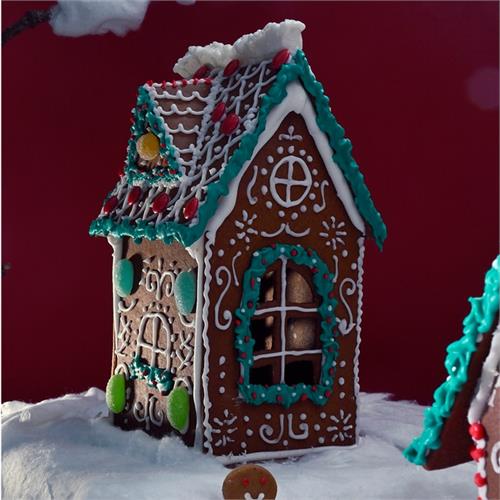 Dilmah DIY Gingerbread Cottage