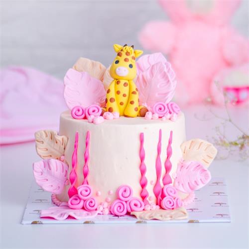 Giraffe Grace Celebration Cake