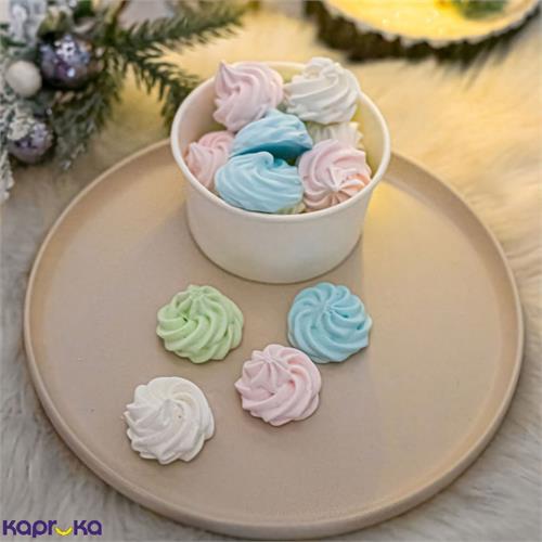 Green Cabin Christmas Kisses 10 Pieces