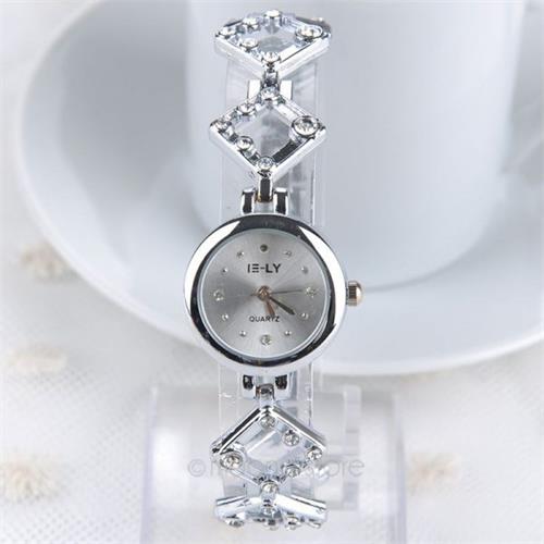 White Dial Rhinestone Chain Strap Quartz Watch