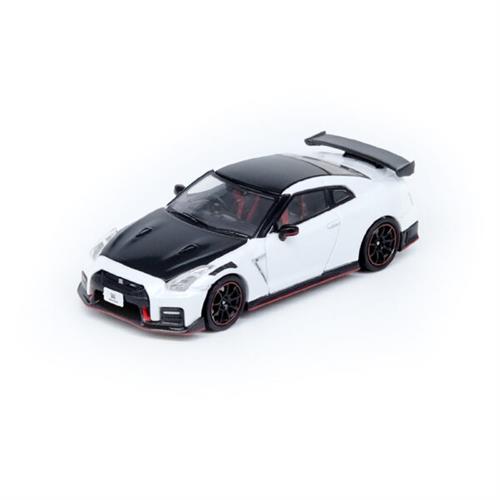 INNO64 Nissan GTR R35 Nismo White IN64-R35N-WHI