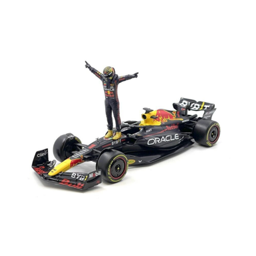 Bburago 1/24 F1 Model Car Red Bull RB19 #1 Max Verstappen World Champion 2023 with figure 18-28036