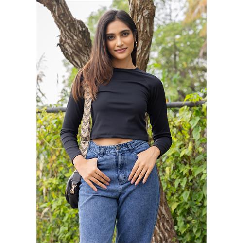 EDITH BLACK LONG SLEEVE TSHIRT