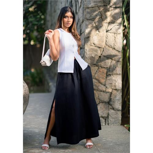 JANET SLEEVELESS WHITE BLOUSE