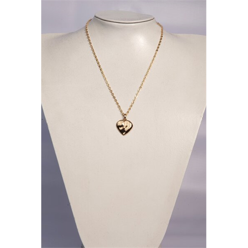 Backstage Gold Heart Pendant Detailed Necklaces