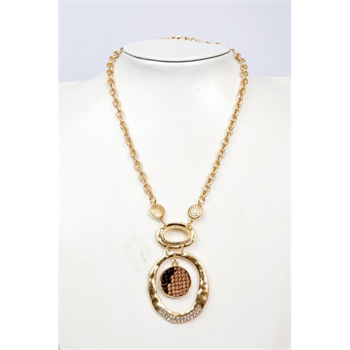 Backstage Gold Pendant Detailed Necklace