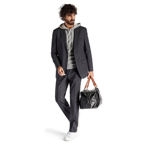Sacoor Brothers Solid Color Classic Slim Fit Travel Suit