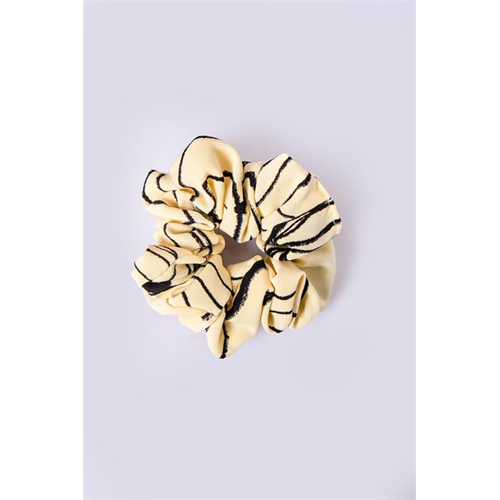 Backstage Beige & Black Scrunchies