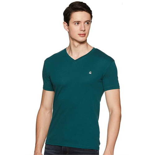 United Colors of Benetton Solid Color V Neck Men'sUndershirt