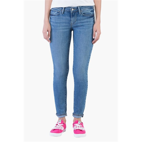 Levi's 312 Shaping Slim Jeans