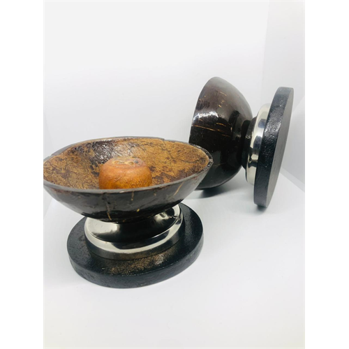Coconut shell candle holder SnM008