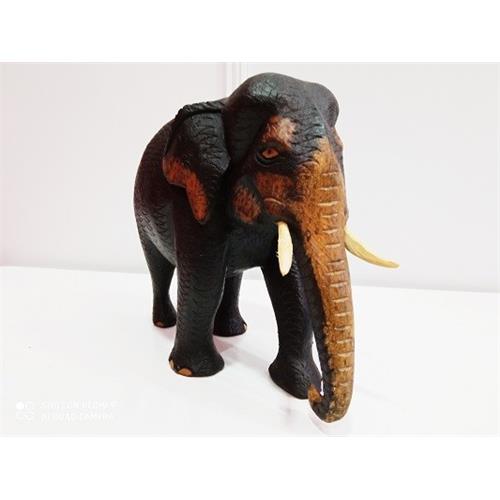 Wooden wild Elephant 7.5 inch