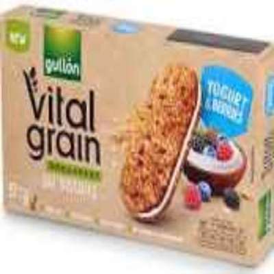 Gullon Vital Grain Yogurt & Berries Oat Biscuits 220g
