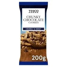 Tesco Chunky Chocolate Cookies Crumbly & Sweet 200g