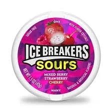 Ice Breakers Sours Mixed Berry, Strawberry & Cherry 42g