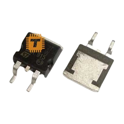 L7812C 12V Voltage Regulator (IC0001)