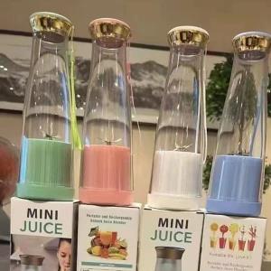 Portable Blender USB Rechargeable Mini Juicer