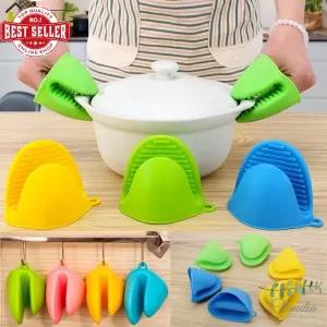 Random 2 Pieces Silicone Oven Heat Insulated Finger Gloves W