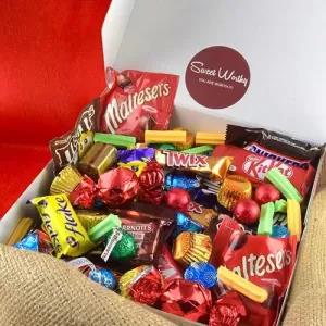 25+Pcs Mix Chocolate & Candy Toffees Colourful High Quality