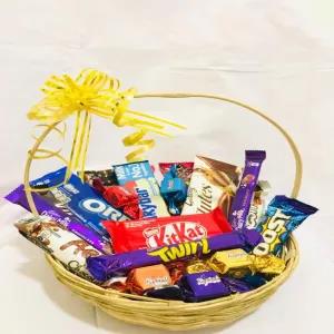 Attractive And Quality Chocolate Gift Hamper