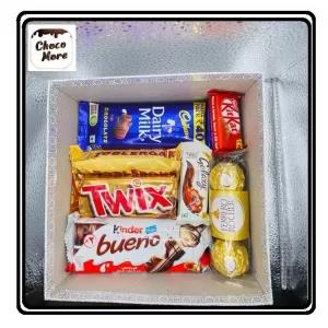 Chocolate Gift hampers For Valentine Birthday Parties and ot