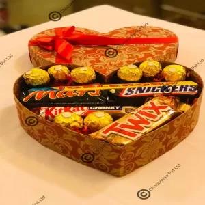 High Quality Chocolate Heart Box Gift Hamper Ferrero rocher,
